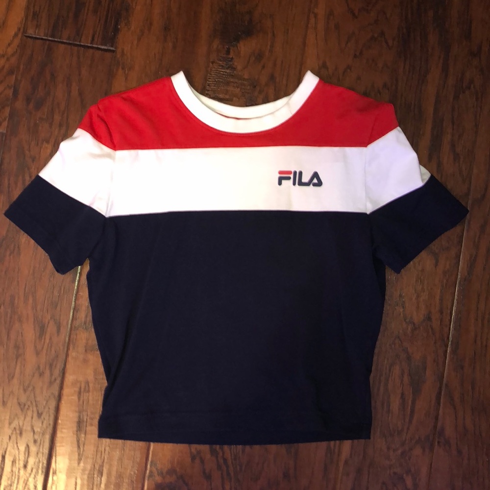 cropped Fila shirt
